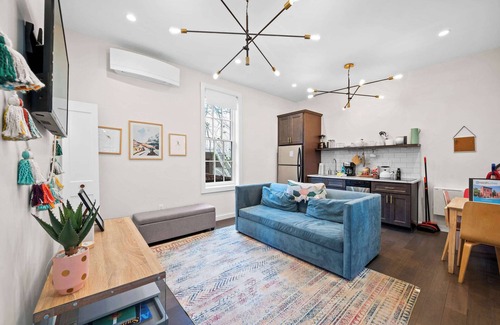 Licking Riverside Apartment | 1BR w/Kitchen + Free Parking – Walk Everywhere