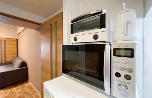 Hiroshima City Centre Apartment | 1BR with balcony near Hondori Shopping Arcade, 6PPL