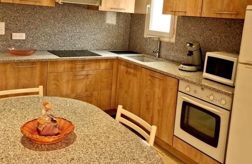 Pigna Apartment | 1km from the beach, apartment with terrace in residence with swimming pool