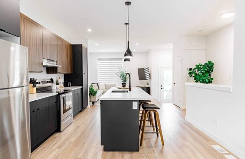Winnipeg House | *1min Riverview Health 7min Downtown Free Parking