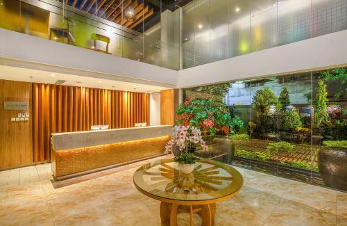 Rawamangun Hotel | 1O1 URBAN Jakarta Pemuda