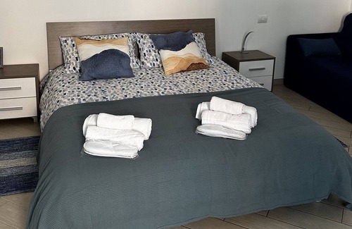 Bolognina Apartment | 1Roof&2Beads at Bologna Fiera District