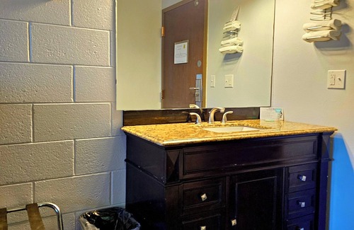 Rawlins Hotel | 1st Choice Inn Rawlins
