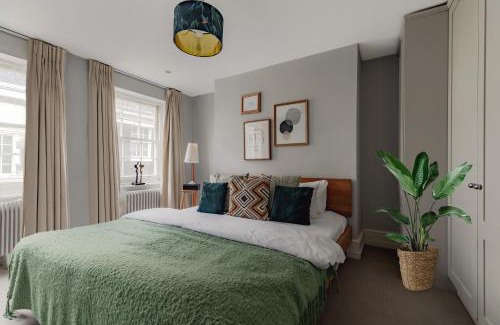 London City Centre Apartment | 1st Class Covent Garden Residences for 1st Class Guests