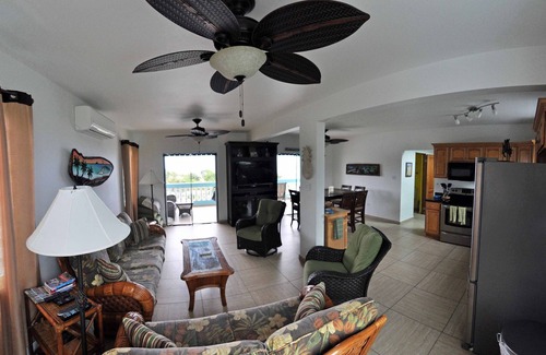 Puntas House | 1st Class Home, Panoramic Sunset/White Water Views, Private POOL, Walk to Beach