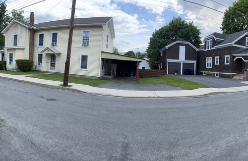 Oneonta Apartment | 1st Class Rentals Munson Manor VIII at 1 Columbia Street a 1 Bedroom Apartment