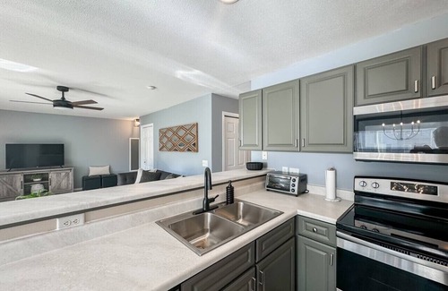 Sioux Falls Condo | 1st Floor Condo, Zero Threshold Door, Garage, Patio
