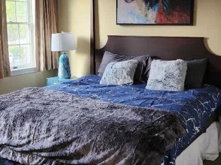 Hancock Apartment | 1st Floor Mountain View Suite Ski On Off At Jiminy- Fully Redone Decor