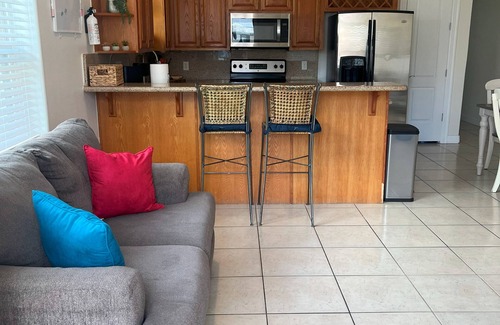 South Padre Island Condo | 1st Floor-Pool-2BD/2BA-Sleeps 6