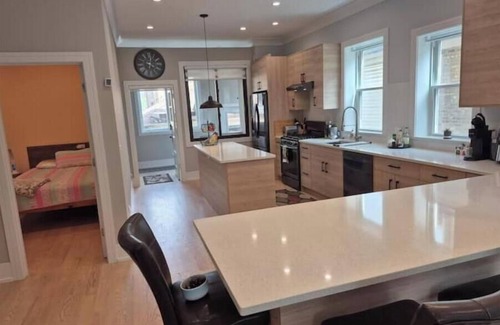 Chicago Apartment | 1st Floor suite