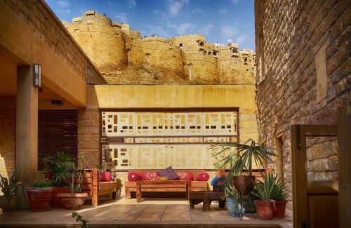 Amar Sagar Pol Hotel | 1st Gate Home- Fusion