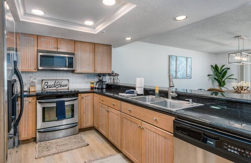 Independence Square Condo | 2/2, Beach View, Indian Rocks Beach, 103 PierHouse