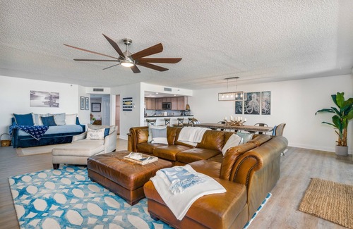 Independence Square Condo | 2/2, Beach View, Indian Rocks Beach, 103 PierHouse