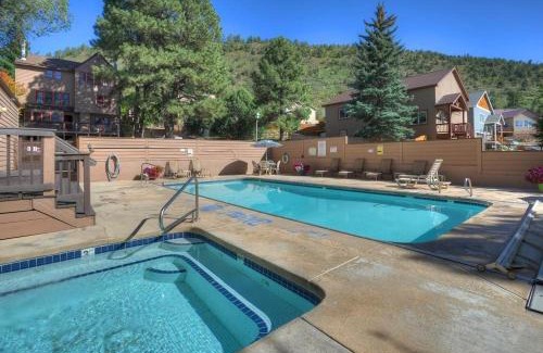 Durango House | 2 2 Ferringway 21