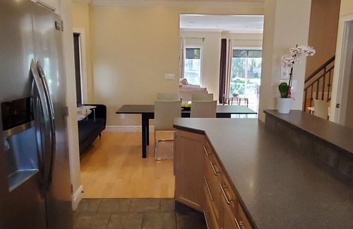 Southwest Edmonton House | 2.2 kms to Whyte Ave/82 Ave