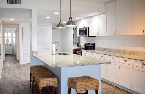 Jacksonville Beach Condo | 2/2 OCEANfront condo on Jacksonville Beach
