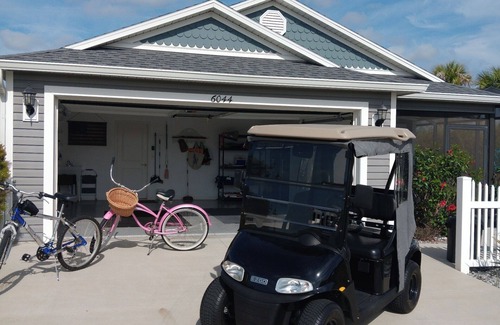 Wildwood House | 2/2 Patio Villa w/GAR golf cart, lg lanai, in The Villages. Brownwood Sq/Sumter