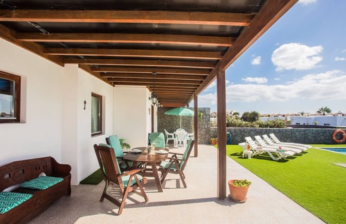 Playa Blanca Villa | 2/3 Bedroom Villa with Private Heated Pool situated close to the Sea