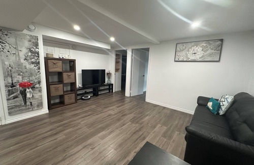 Brossard Apartment | 2.5 bedrooms, Quiet and convenient area, 15min to downtown