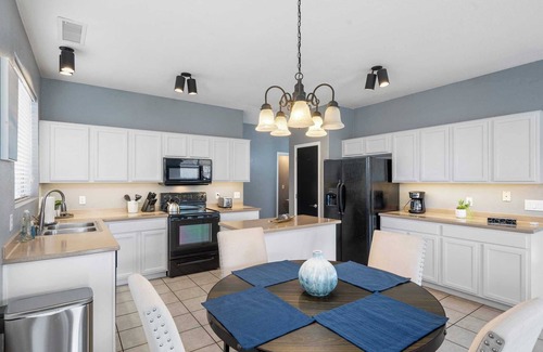 Deer Valley House | 2,593 sqft: Private Pool｜Spacious Backyard｜Pool table｜Garage Access #41691