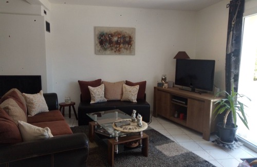Saint-Nazaire House | 2.5km from the seafront and 10mn from La Baule