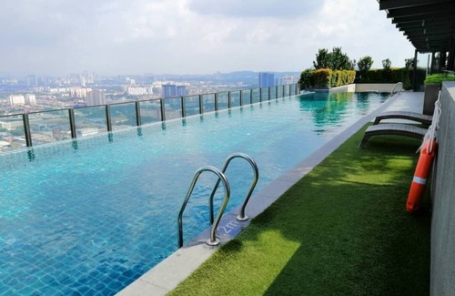 Petaling Jaya Condo | 2~5pax Comfy suite Icon city~8min to Sunway city