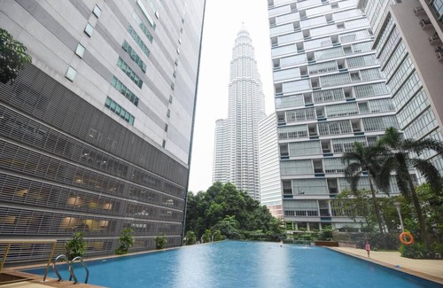 Kuala Lumpur City Centre Apartment | 2-8 pax Cosy Apartment beside KLCC