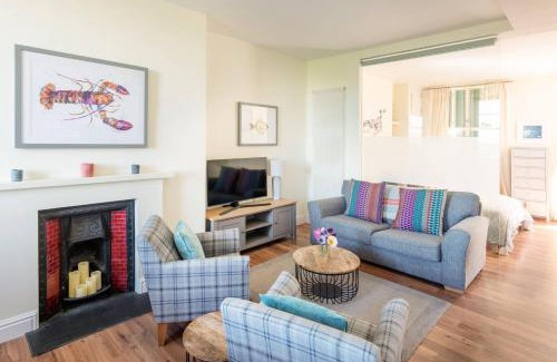 Salcombe House | 2 Albany House
