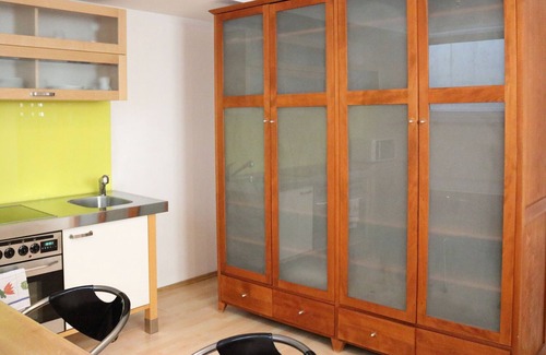 Blumenau Apartment | 2 ample souterrain rooms with private bath