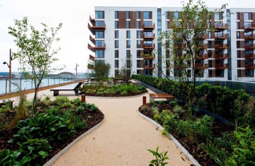 Chatham Apartment | 2 APARTMENT.RIVER VIEW. NETFLIX .FREE PARKING. nn