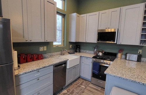 Thomas House | 2 bd 2bth, Thomas, WV, near Canaan and Davis, WV skiing, trails, State Parks
