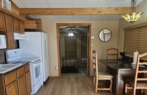 Silver Creek Village Apartment | 2 bdr 1 bath overlooking beautiful Lake Buchanan