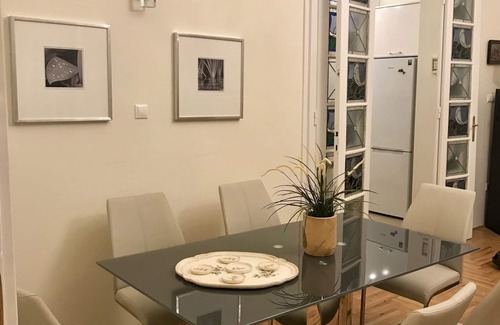 Belvaros - Lipotvaros Apartment | 2 Bdr, 2 Bath Lux Apt A/C, Prime location, great balcony views
