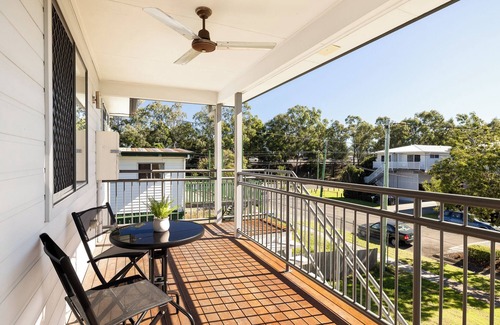 Rocklea Apartment | 2 Bdr Apt! Aircon! Garage! GST Credits! 219D2