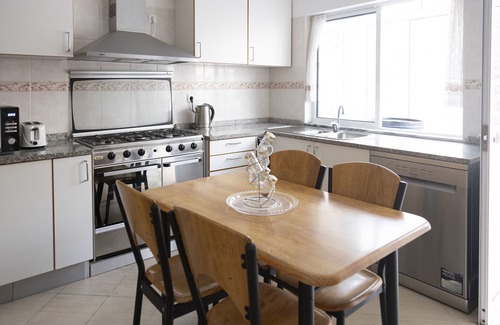 Praia Apartment | 2 bdr apt in Palmarejo Baixo, near seafront - LCGR