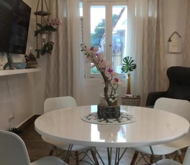 Parque Apartment | 2 bdr beach apartment, generator parking included