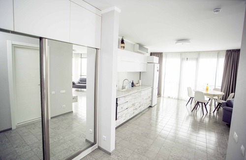 New Boulevard Apartment | 2 BDR Beachfront luxury Apartment with Panoramic views