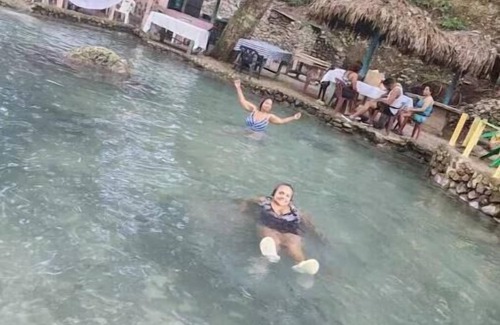 Paraiso Apartment | 2 Bdrm, 1 Bath, Wifi, Near River and Beach, 3R