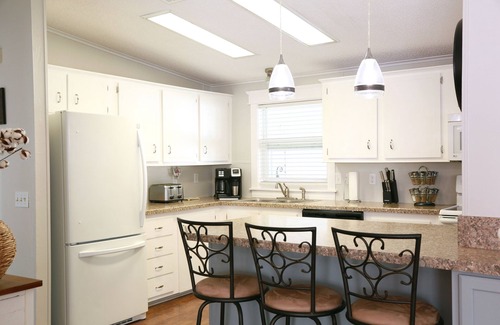 Fussels Corner House | 2 bdrm/2 bath in Schalamar Creek's Championship Golf Course Gated Community