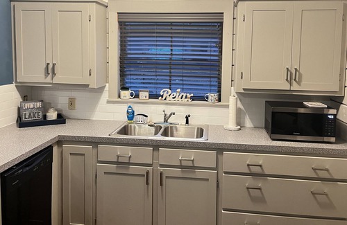 Eufaula House | 2 bdrm/with loft Cozy Cabin