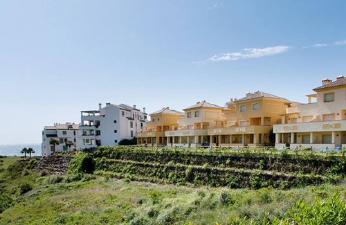 La Linea de la Concepcion Apartment | 2 bedroom apartment with garden block 2 (Apartment 4)