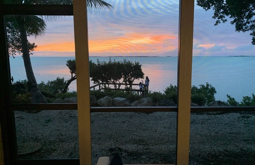 Key Largo House | 2 Bed, 2.5 Bath Buttonwood Bay Sunset View right on the water!