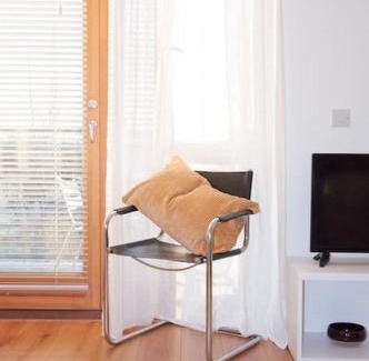 Crumlin Apartment | 2 bed 2 bath Apartment with Canal View