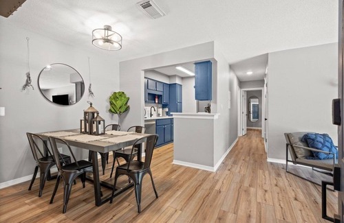 Northeast Pensacola Condo | 2 bed 2 bath Condo * Balcony * All NEW * Bears Den E