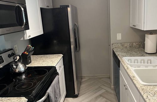 Pike House | 2 bed 2 bath W Pool table/ ping pong etc