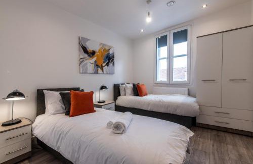 Basingstoke Apartment | 2-Bed Apartment in Basingstoke - Central & Convenient
