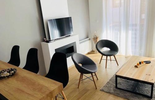 Kvartal Noviya Grad Apartment | 2 BED APARTMENT IN BANSKO RESORT