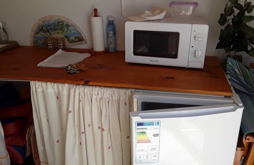 Locaiba Apartment | 2-Bed Apartment - Sleeps 3 - Parking - near Albox