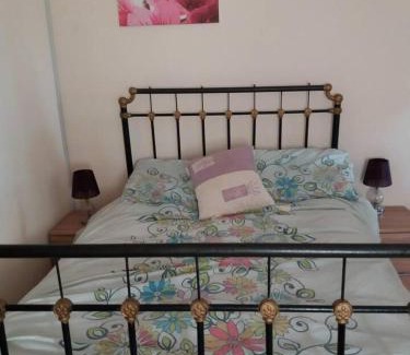 Locaiba Apartment | 2-Bed Apartment - Sleeps 3 - Parking - near Albox