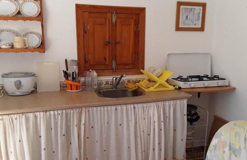 Locaiba Apartment | 2-Bed Apartment - Sleeps 3 - Parking - near Albox